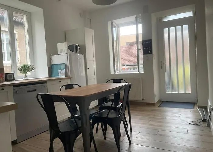 Agreable Gite Au Coeur Du Centre Ville 4 Personnes