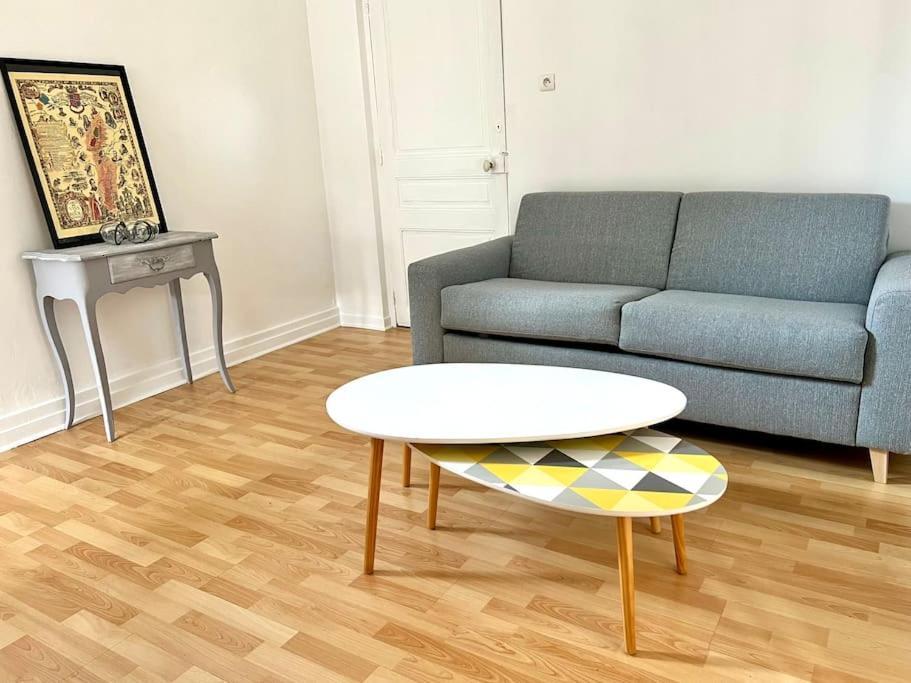 Agreable Au Coeur Du Centre 4 Personnes Apartment *